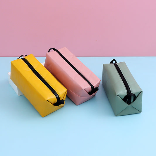 Classic Quadrate Soft Shoulder Bag