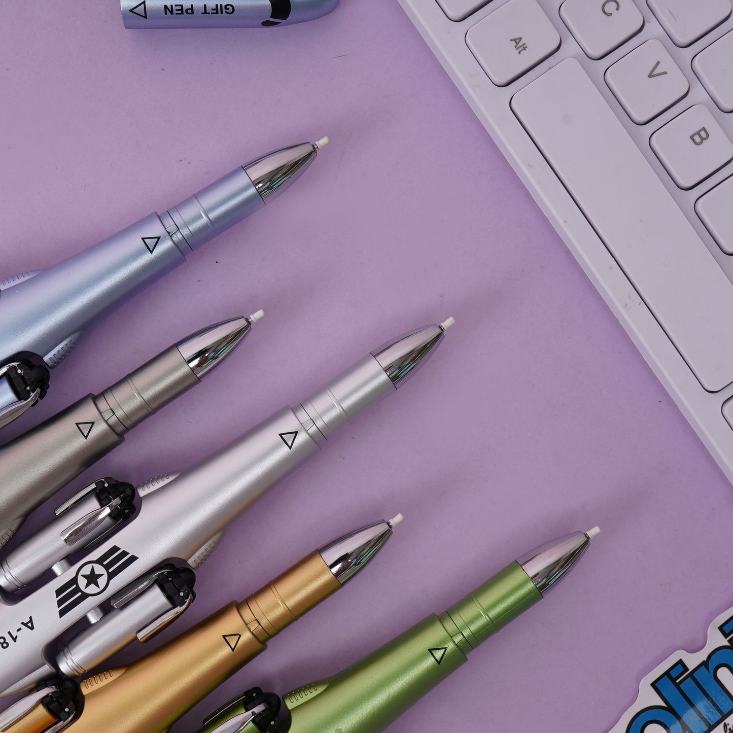 Military Helicopter Aircraft Design Gel Pen | Creative Fighter Plane Pen for Kids & Students | Novelty Stationery Gift