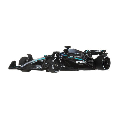 Hot Wheels Premium Mercedes-AMG Petronas F1 W15 #63 2025 Die-Cast Car | 1:64 Scale Formula 1 Collectible Model | Real Riders Metal/Metal