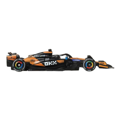 Hot Wheels Premium McLaren #81 Formula 1 Team 2025 Die-Cast Car – 1:64 Scale F1 Racing Model | Real Riders | Metal/Metal Collectible
