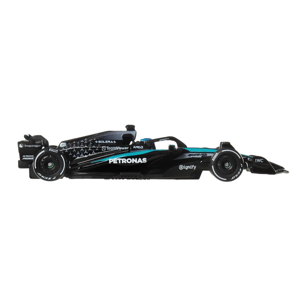 Hot Wheels Premium Mercedes-AMG Petronas F1 W15 #63 2025 Die-Cast Car | 1:64 Scale Formula 1 Collectible Model | Real Riders Metal/Metal