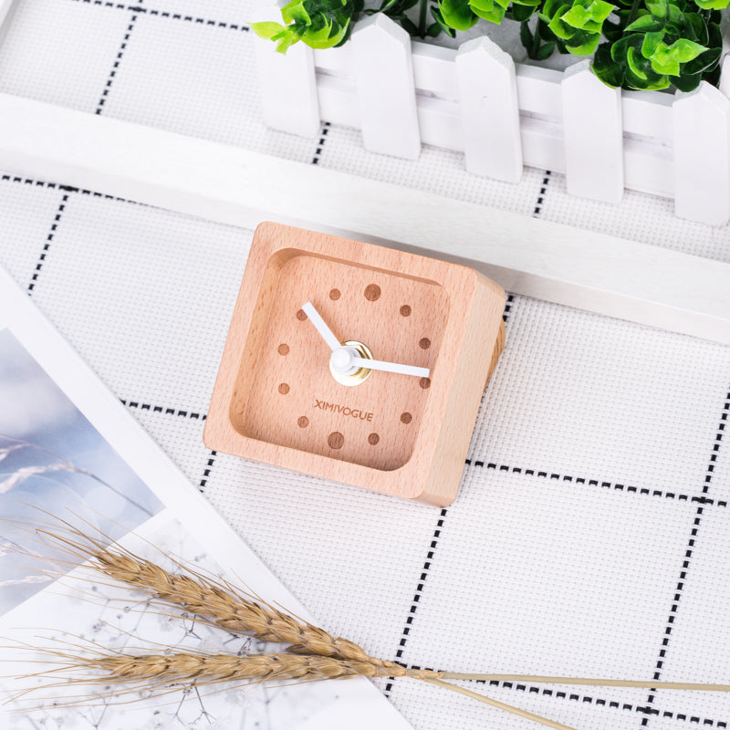 Small-Sized Nordic Style Wooden Tabletop Clock