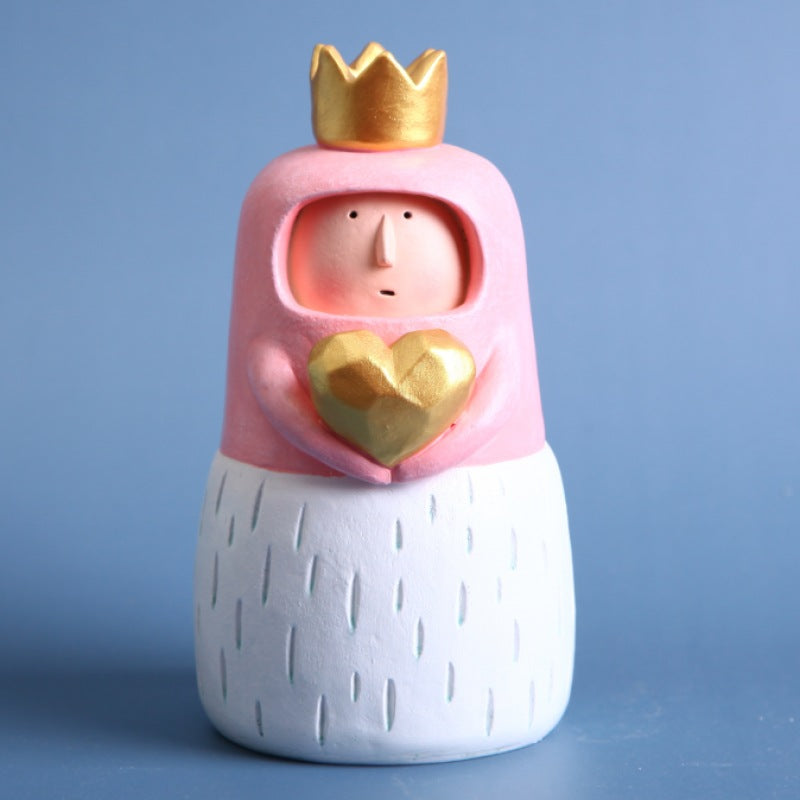 Queen Figurine (Medium)