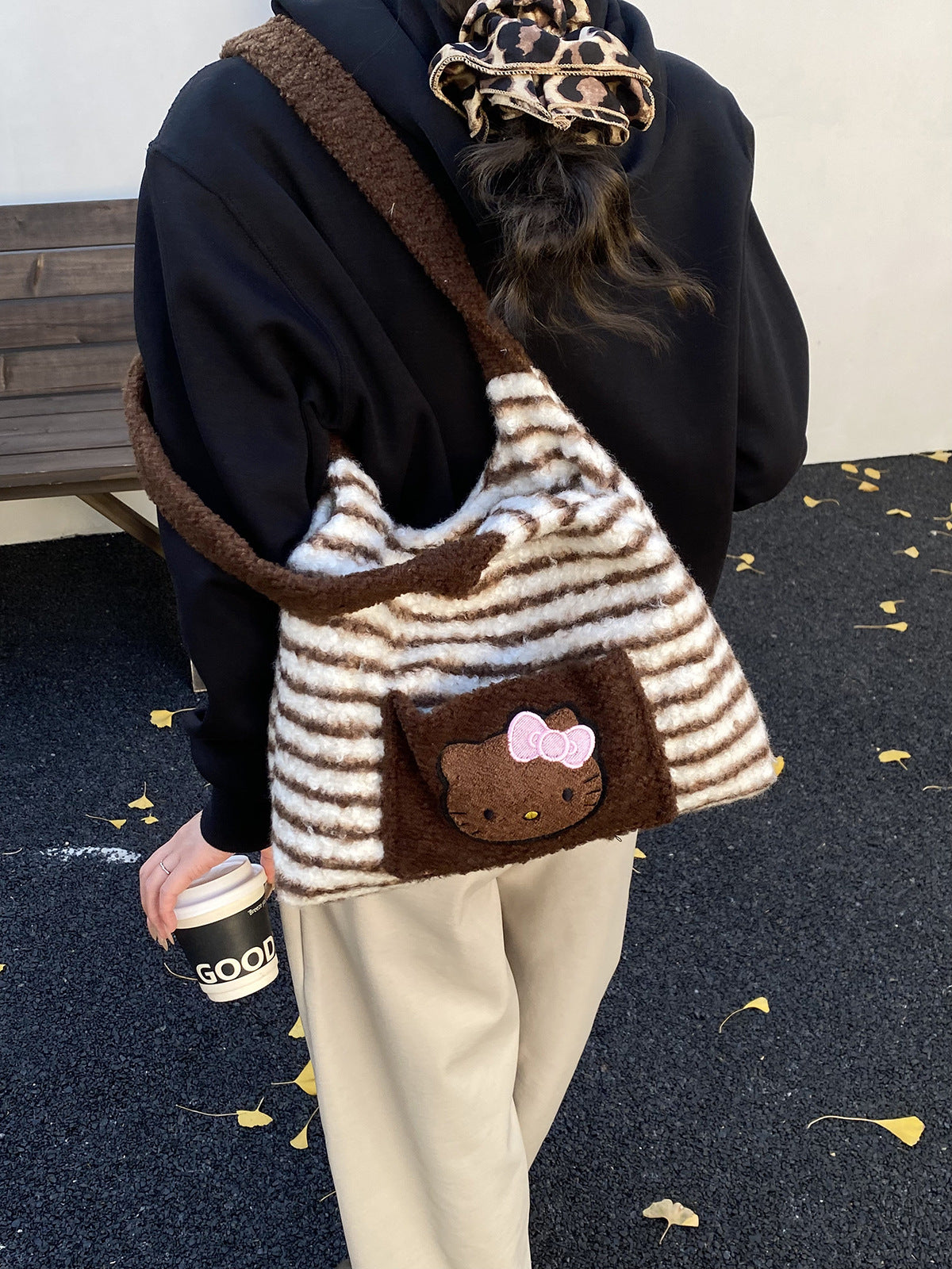 Kawaii Hello Kitty Plush Tote Bag – Soft Striped Shoulder Handbag for Girls | Cute Furry Mini Tote Purse (Pink & Brown)