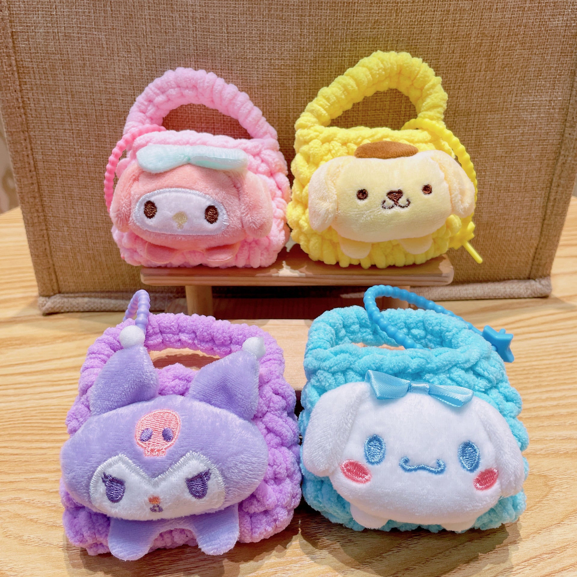 Sanrio Kawaii Plush Coin Purse Cum Keychain – My Melody, Kuromi, Cinnamoroll & Pompompurin Mini Bag