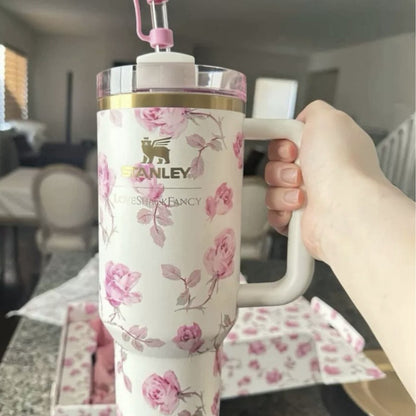 THE STANLEY X LOVESHACKFANCY HOLIDAY QUENCHER 40 OZ