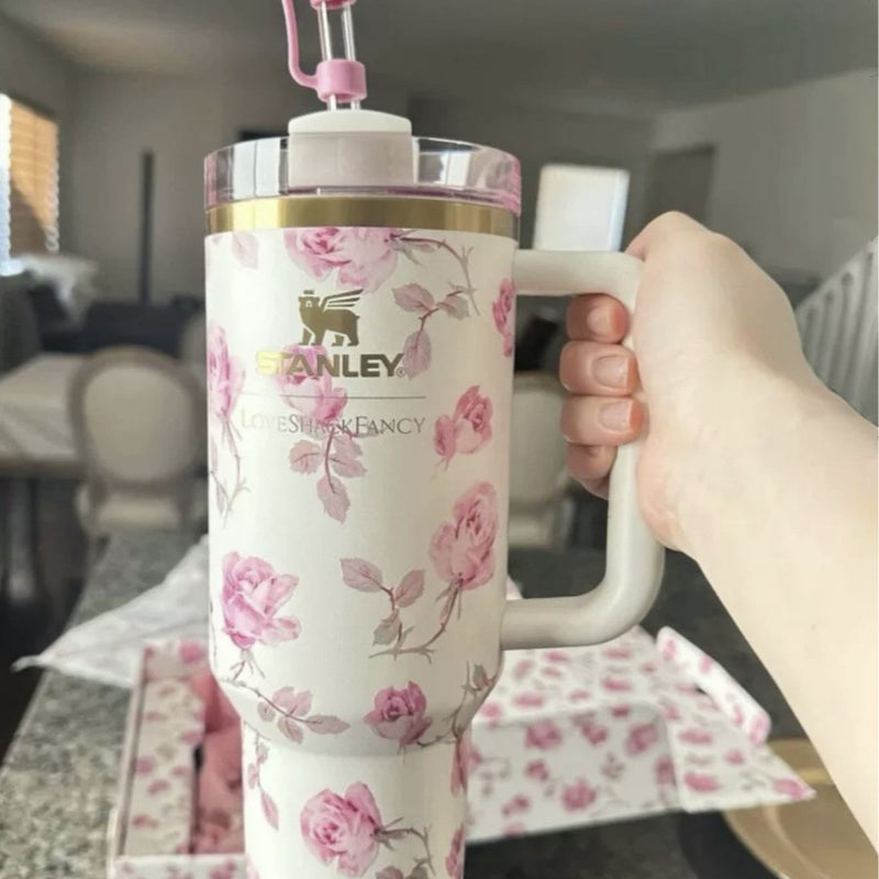 THE STANLEY X LOVESHACKFANCY HOLIDAY QUENCHER 40 OZ