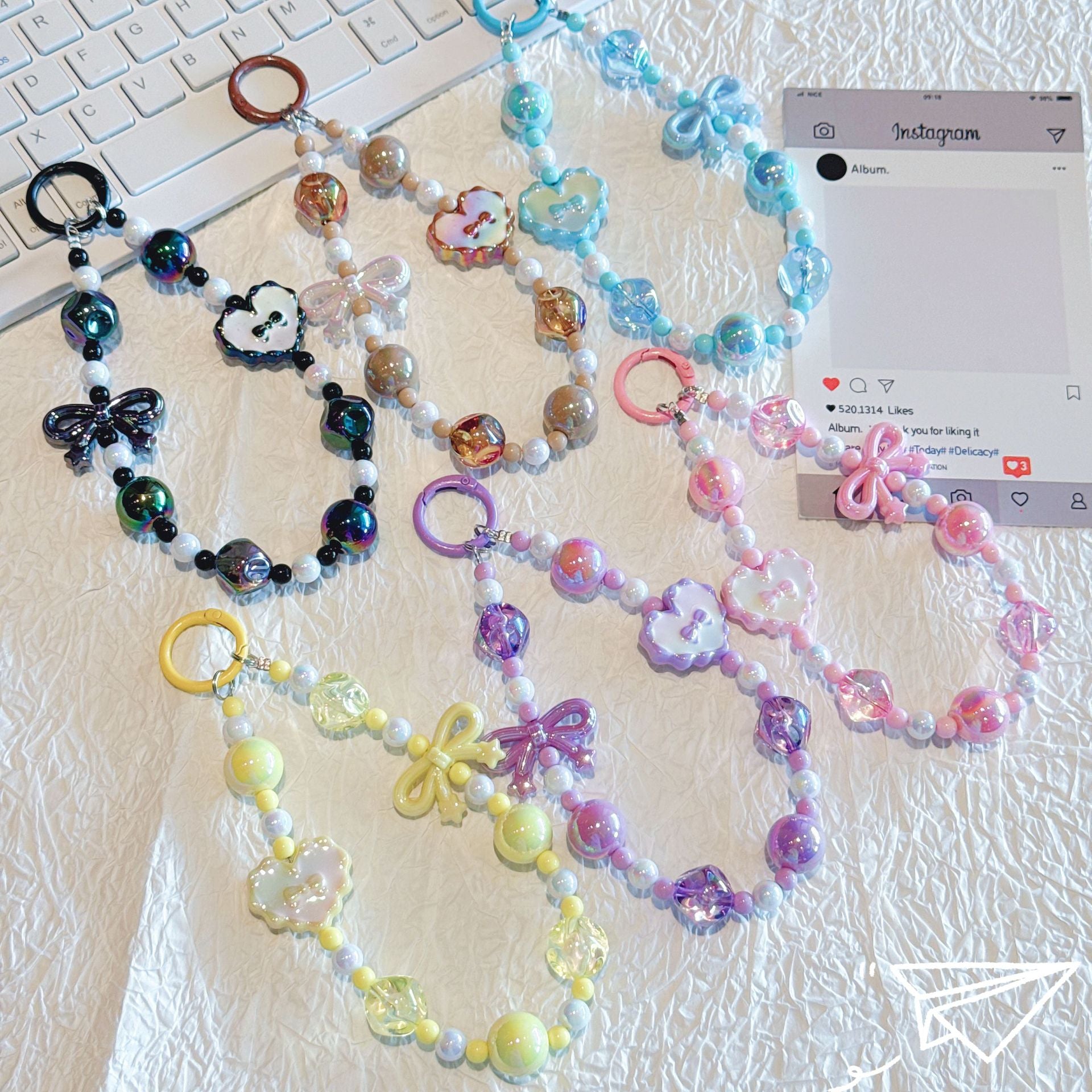 Kawaii Beaded Phone Strap Charm with Hanging Card – Cute Heart & Bow Beads Wrist Lanyard for Mobile, Keychain, AirPods