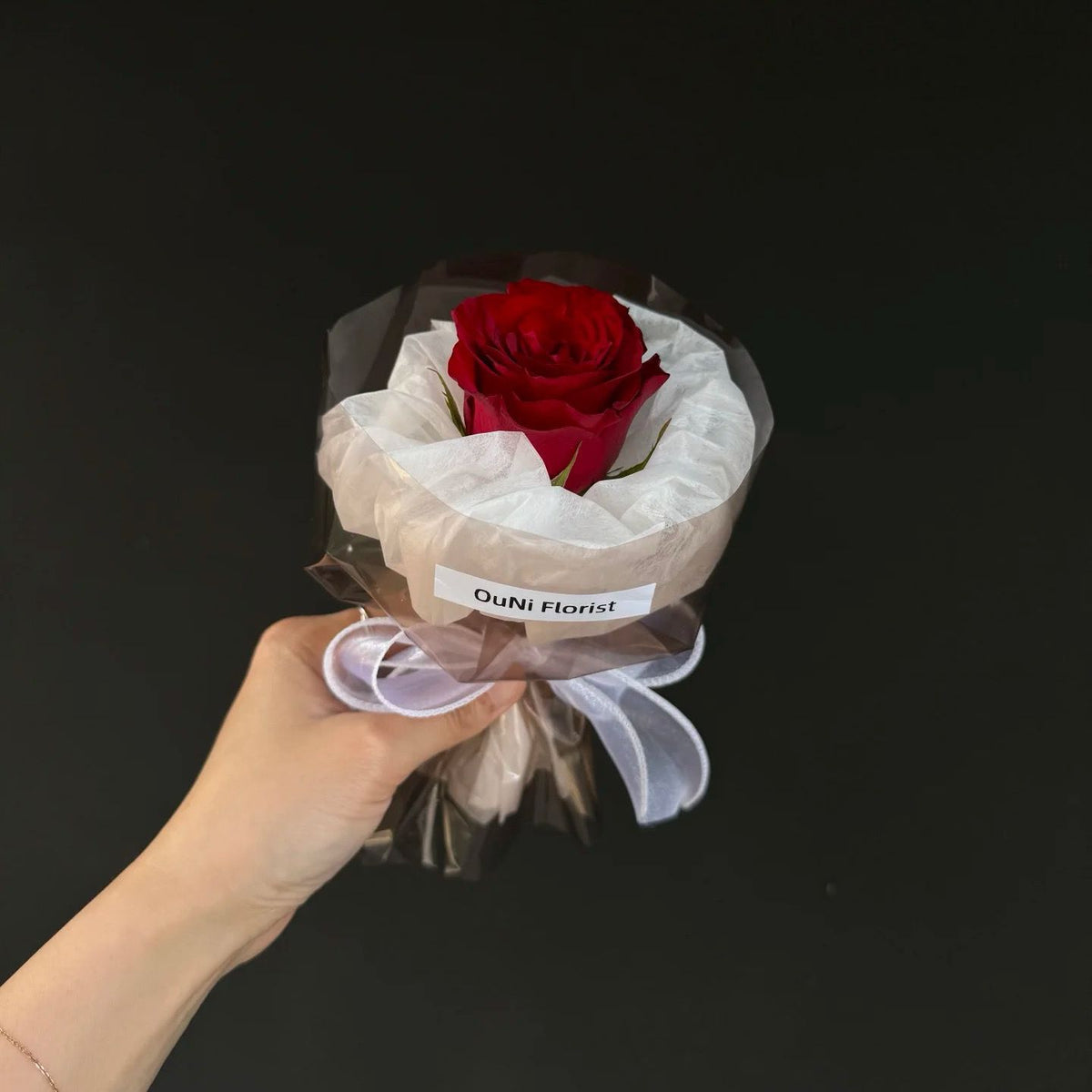 Single Rose Flower Bouquet – Elegant Artificial Rose Gift with Decorative Wrapping & Ribbon | Romantic Birthday, Anniversary, Valentine’s Day Gift