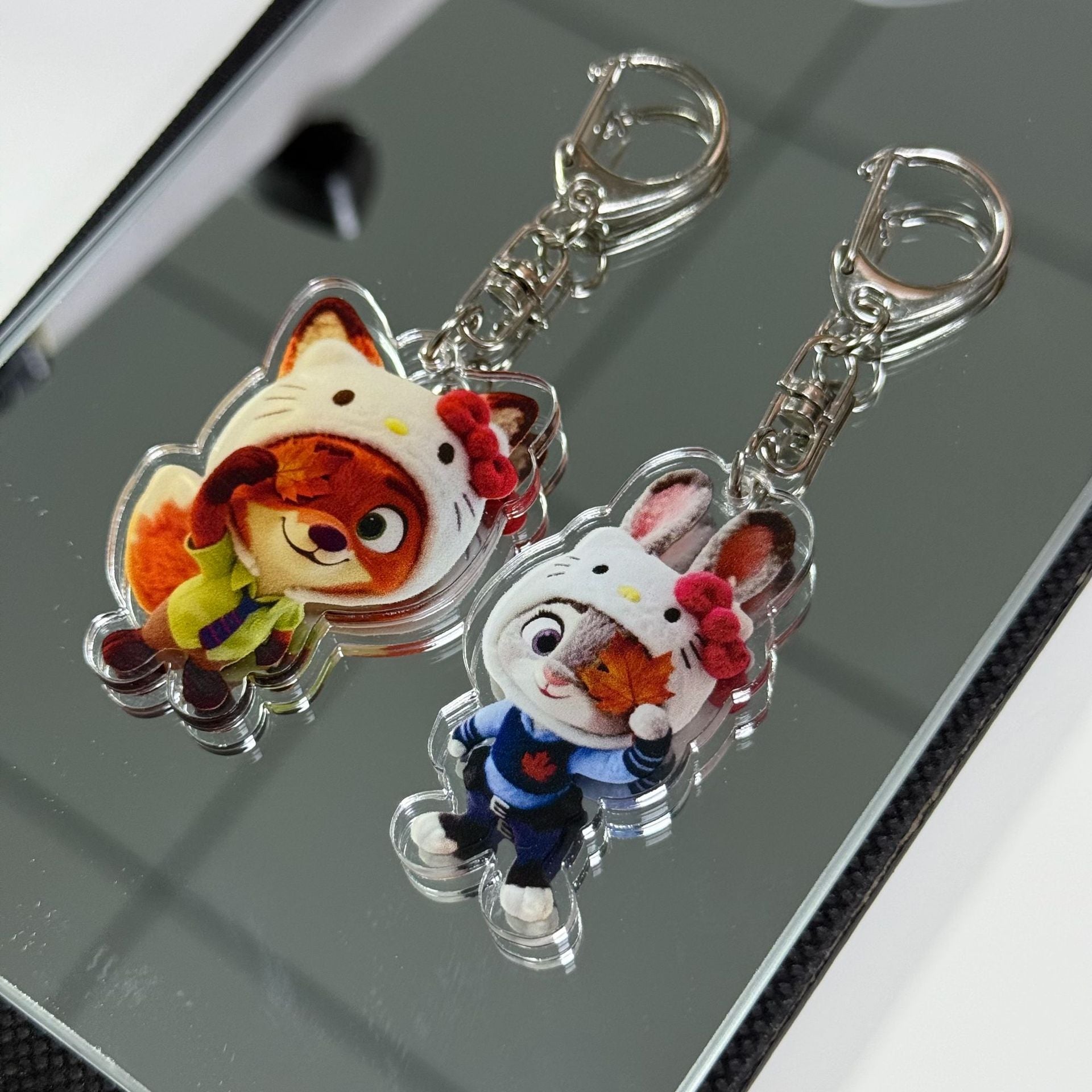 Zootopia Nick Wilde & Judy Hopps Acrylic Keychain Set (2 PCS) – Cute Cartoon Anime Keyring Bag Charm | Kawaii Key Holder
