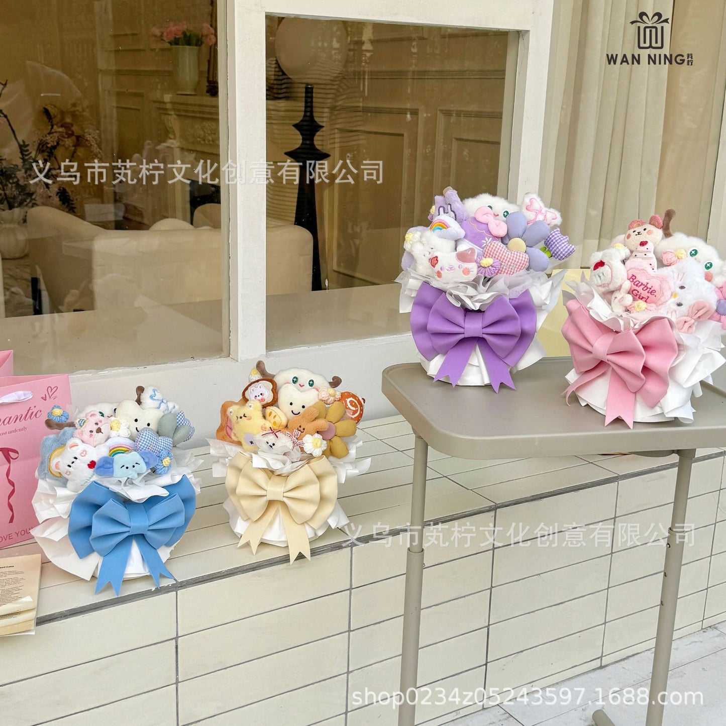 Kawaii Plush Bouquet Gift Box – Cute Stuffed Toy Flower Arrangement in Transparent Round Box | Aesthetic Soft Toy Hamper for Birthday, Anniversary, Valentine & Baby Shower