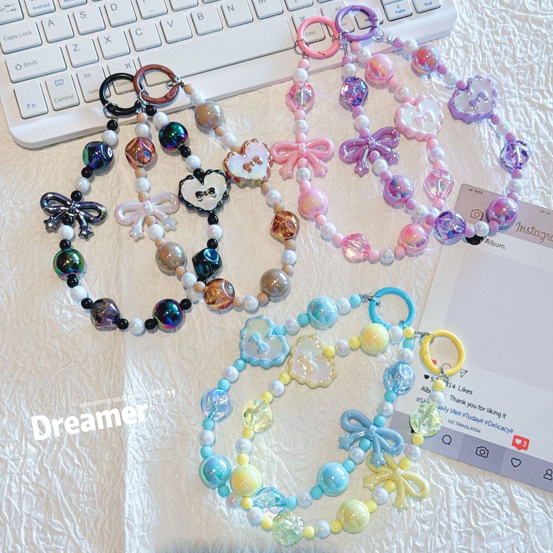 Kawaii Beaded Phone Strap Charm with Hanging Card – Cute Heart & Bow Beads Wrist Lanyard for Mobile, Keychain, AirPods