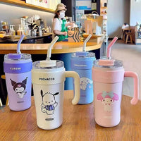 Sanrio Kawaii Straw Tumbler with Handle – Kuromi, My Melody, Cinnamoroll & Pochacco | 900ML Cute Water Bottle for School, Office & Travel