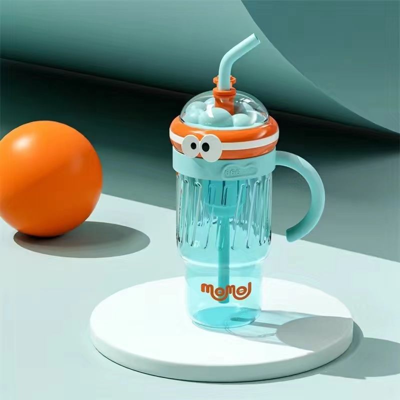 Kawaii Eyes Large Capacity Straw Bottle – 1200ml