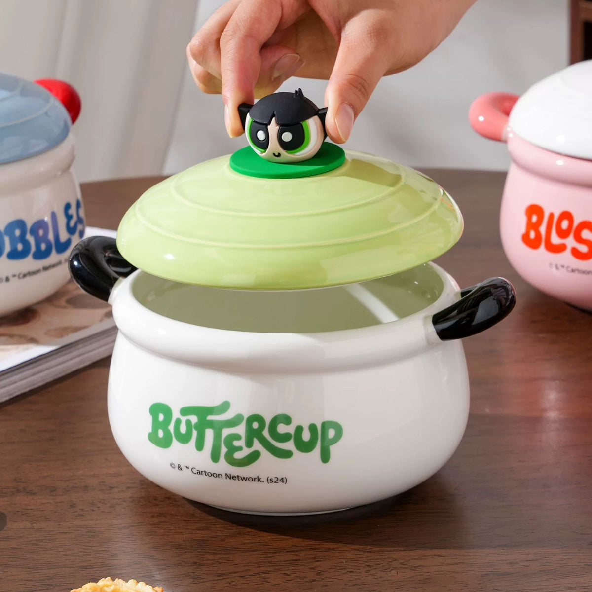 The Powerpuff Girls Ceramic Soup Mug with Lid & Handles (1 pc)| Cute Kawaii Cartoon Bowl – Blossom, Bubbles & Buttercup