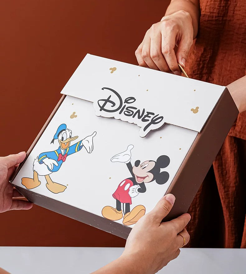 Disney Mickey & Friends Ceramic Bowl Set of 4 | Mickey Mouse, Minnie Mouse, Donald Duck & Daisy Duck Bowls with Gift Box | Cute Cartoon Breakfast, Soup & Dessert Bowls