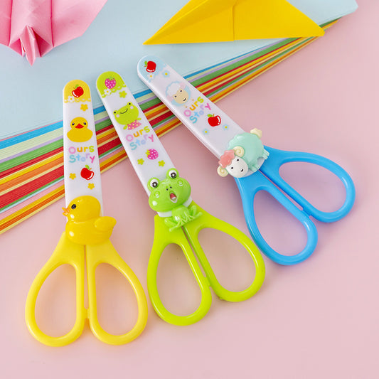 Cute cartoon small scissors primary school students handmade scissors with protective cover