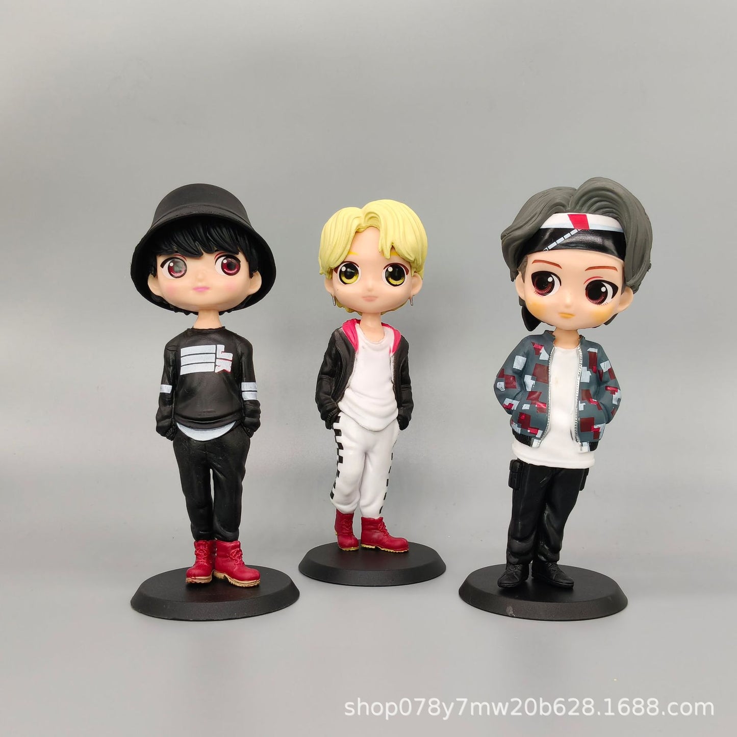 BTS Mini Action Figure Set (Set of 7) – Cute Chibi BTS Members Collectible Dolls for Desk, Shelf & Gifting