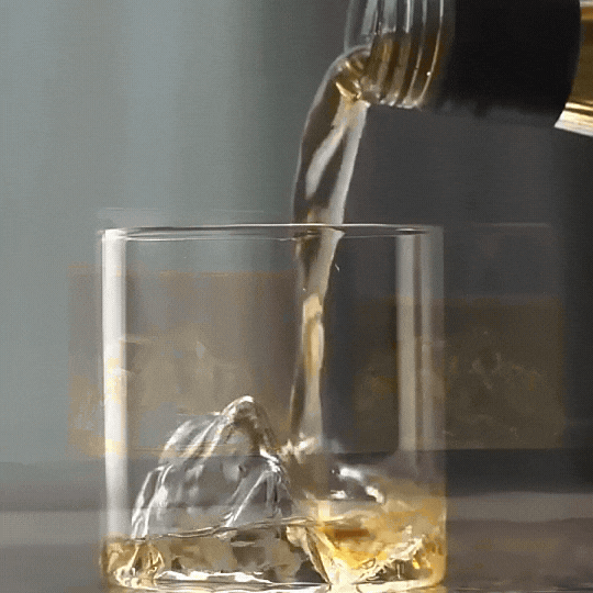 3D Mountain Whiskey Glass – Unique Crystal Clear Mountain Design Drinking Glass for Whiskey, Scotch & Cocktails