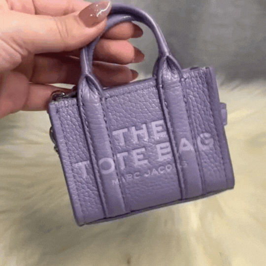 Mini Tote Bag Keychain – Cute Designer Style Coin Purse Keyring | Kawaii Mini Handbag Charm for Girls & Women