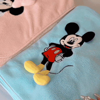 Disney Mickey & Minnie Mouse Premium Soft Bath Towel – Ultra Absorbent Cute Cartoon Kawaii Towel for Kids & Adults | Bathroom, Beach & Travel Towel