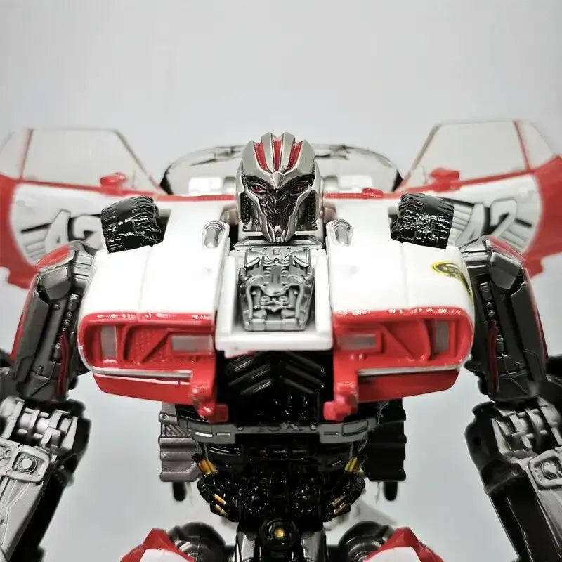 BAIWEI TW-1033B Tactical Strike Mech – White Edition 2-in-1 Transforming Robot Action Figure | Muscle Car to Mecha Collectible